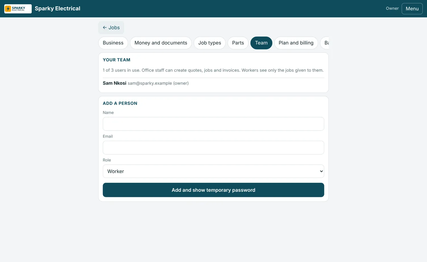 JobCard Pro team screen with an owner, office and worker roles